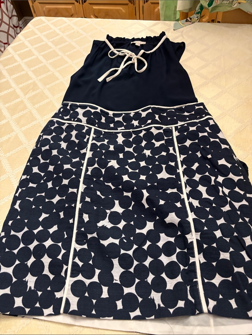 Women’s Ann Taylor/Loft coordinated skirt and blouse
